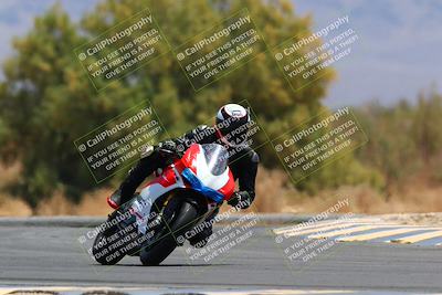 media/May-15-2022-SoCal Trackdays (Sun) [[33a09aef31]]/Turn 7 (1145am)/